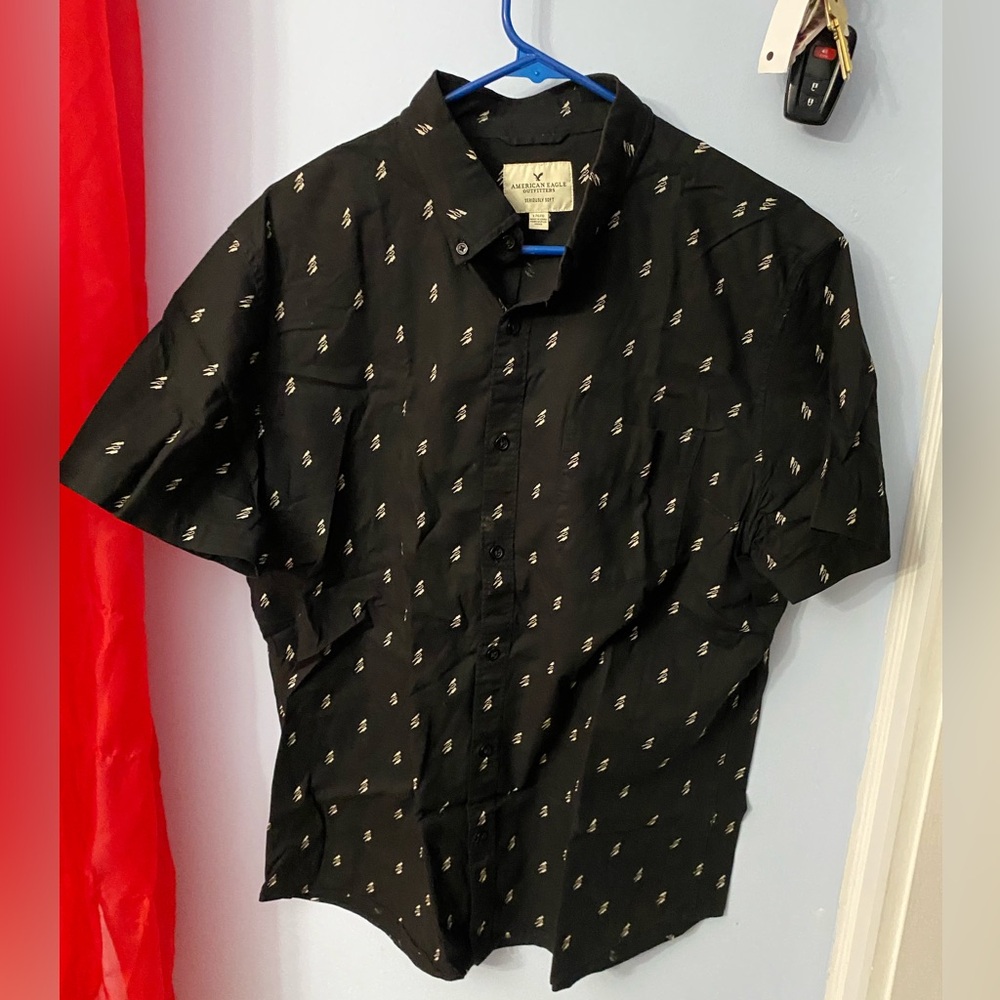 American Eagle Men’s Button Down Shirt
